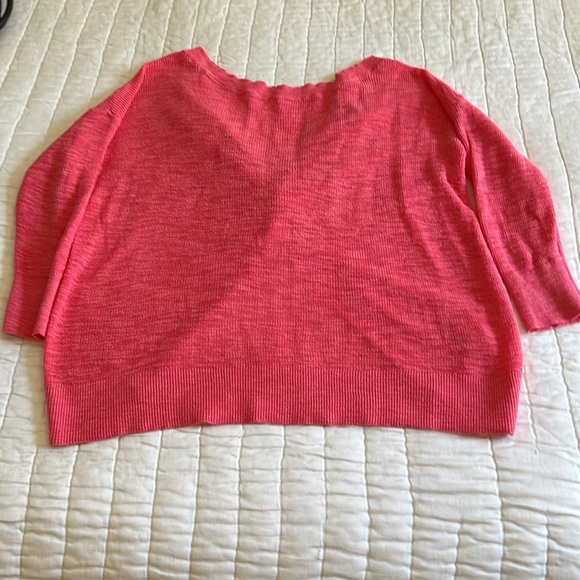 Top - Picture 3 of 5